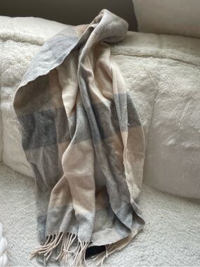 Coach Black and Orange Logo Cashmere Label